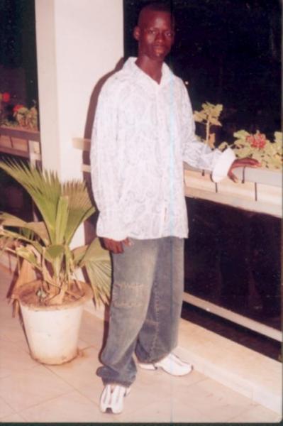 lui c aya gaye b�ne boy bou super ok m� nake f� attention